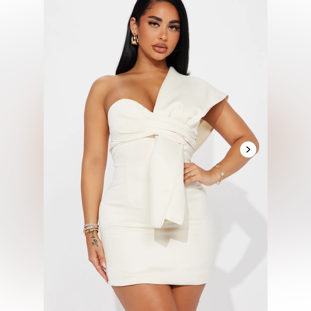 NWT Fashion Nova Rome Nights Wrap Mini Dress - Cream Size Small